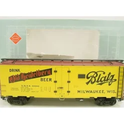 Aristo-Craft 46206 G Scale Blatz Beer Refrigerator Car - Model Train Junction: Quality Parts and Art Supplies