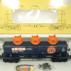 Aristo-Craft 41609 G Scale Union Oil 76 Triple Dome Tank Car - Model Train Junction: Quality Parts and Art Supplies