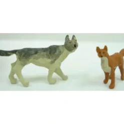 Arttista 1350 Pewter Fox and Wolf Pewter Figures - Model Train Junction: Quality Parts and Art Supplies
