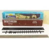 Athearn 1972 HO Scale Southern 86' Hi-Cube Boxcar Kit - Model Train Junction: Quality Parts and Art Supplies