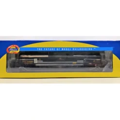 Athearn 96428 HO Scale UTLX 33,000 Gallon Flat Panel Tank Car #910487 - Model Train Junction: Quality Parts and Art Supplies