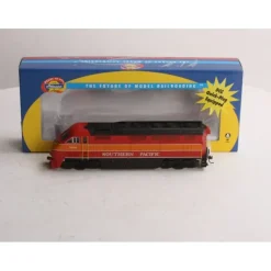 Athearn 26346 HO Southern Pacific Daylight F59PHI Diesel Locomotive # 6496 RTR - Model Train Junction: Quality Parts and Art Supplies
