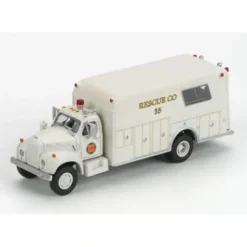 Athearn 91832 Mack B Fire Rescue, Rescue Company #35 - Model Train Junction: Quality Parts and Art Supplies