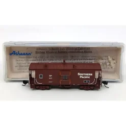 Athearn 23244 N Southern Pacific Bay Window C-50-7 Caboose #4621 - Model Train Junction: Quality Parts and Art Supplies