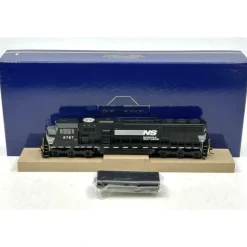 Athearn G67392 HO Norfolk Southern SD60M Diesel Locomotive w/DCC & Sound #6767 - Model Train Junction: Quality Parts and Art Supplies
