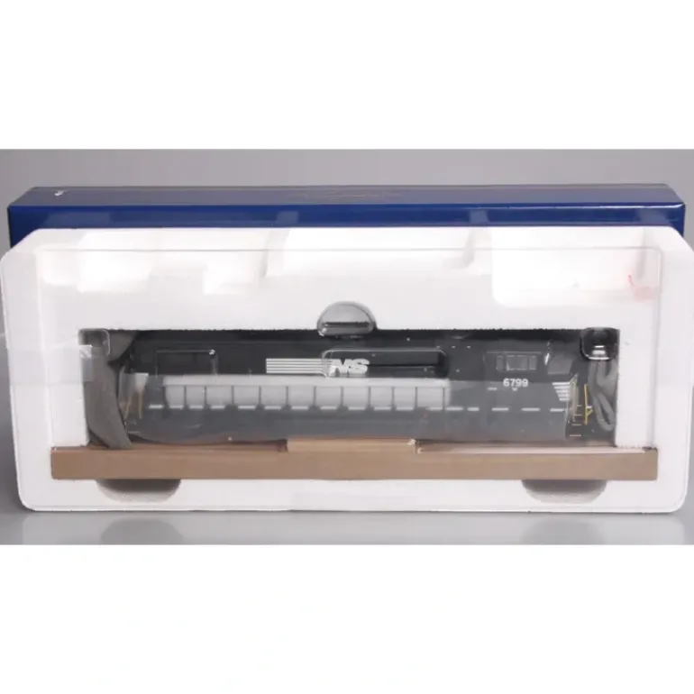 Athearn G67294 HO Norfolk Southern EMD SD60M Diesel Locomotive #6799 - Model Train Junction: Quality Parts and Art Supplies