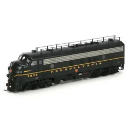 Athearn G22341 HO PRR/Green FP7A Diesel Locomotive with DCC & Sound #9839A - Model Train Junction: Quality Parts and Art Supplies