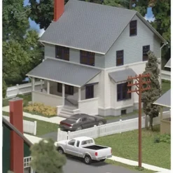 Atlas 611-1 HO Built-up Kate's Colonial Home, Blue/White - Model Train Junction: Quality Parts and Art Supplies