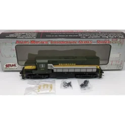 Atlas 10000050 HO Scale SAL C420 Phase 2A Diesel Locomotive #111 - Model Train Junction: Quality Parts and Art Supplies