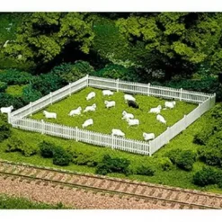 Atlas 776 HO White 72" Plastic Picket Fence W/Gate Building Kit - Model Train Junction: Quality Parts and Art Supplies