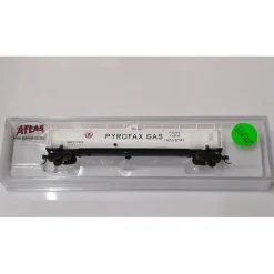 Atlas 37015 N Scale Pyrofax 33,000 Gallon Tankcar #17002 - Model Train Junction: Quality Parts and Art Supplies