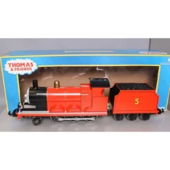 Bachmann 91403 G Scale Thomas & Friends James The Red Engine - Model Train Junction: Quality Parts and Art Supplies