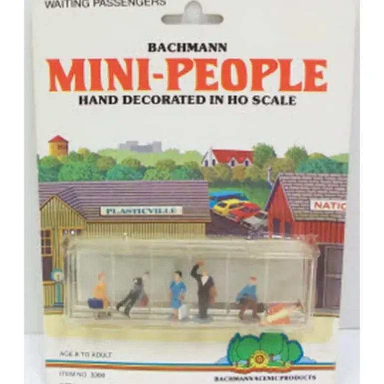 Bachmann 42-3300 HO Waiting Passengers Figures (Set of 6) - Model Train Junction: Quality Parts and Art Supplies