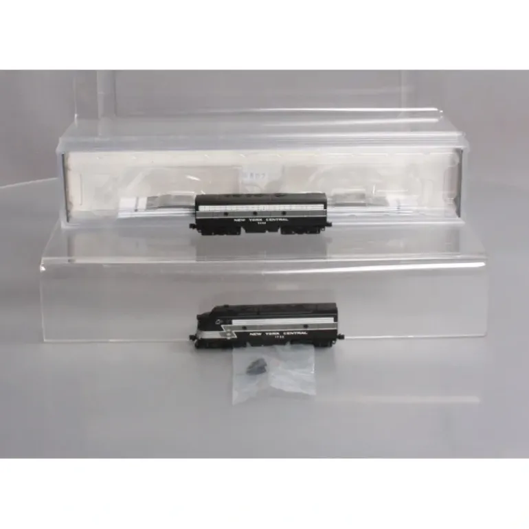 Bachmann 81261 N New York Central F7A/B Diesel Locomotive Set - Model Train Junction: Quality Parts and Art Supplies