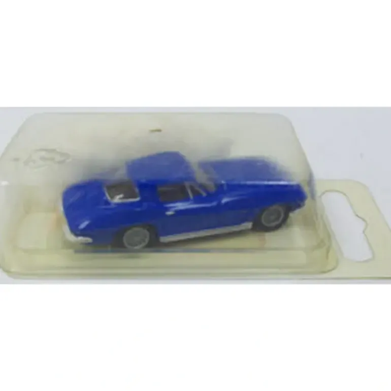 Con-Cor 004-004025 HO Scale Corvette Sting Ray - blue - Model Train Junction: Quality Parts and Art Supplies