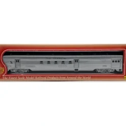 IHC 47315 HO Scale C&O Chessie Corrugated Side RPO Passenger Car #1415 - Model Train Junction: Quality Parts and Art Supplies