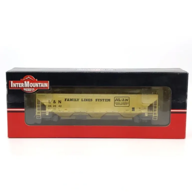 InterMountain 1100D HO Louisville & Nashville 3-Bay Covered Hopper #242042 LN/Box - Model Train Junction: Quality Parts and Art Supplies