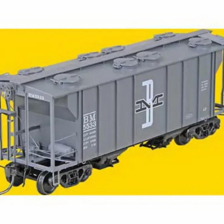 Kadee 8331 HO Boston & Maine PS-2 Covered Hopper #5533 - Model Train Junction: Quality Parts and Art Supplies
