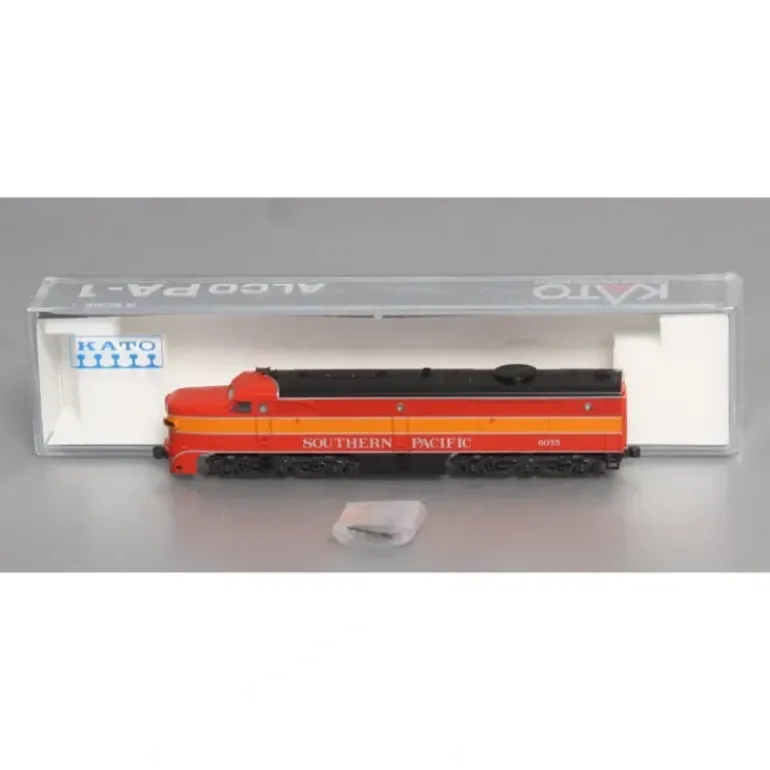 Kato 176-4104 N Scale Southern Pacific PA-1 Diesel Locomotive #6055 - Model Train Junction: Quality Parts and Art Supplies