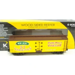 K-Line K742-5210 Heinz Pure Malt Vinegar Reefer LN/Box - Model Train Junction: Quality Parts and Art Supplies
