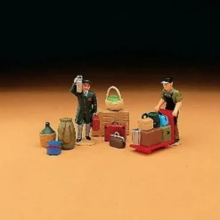 LGB 52290 G Handler Figures & Luggage Hand Painted - Model Train Junction: Quality Parts and Art Supplies