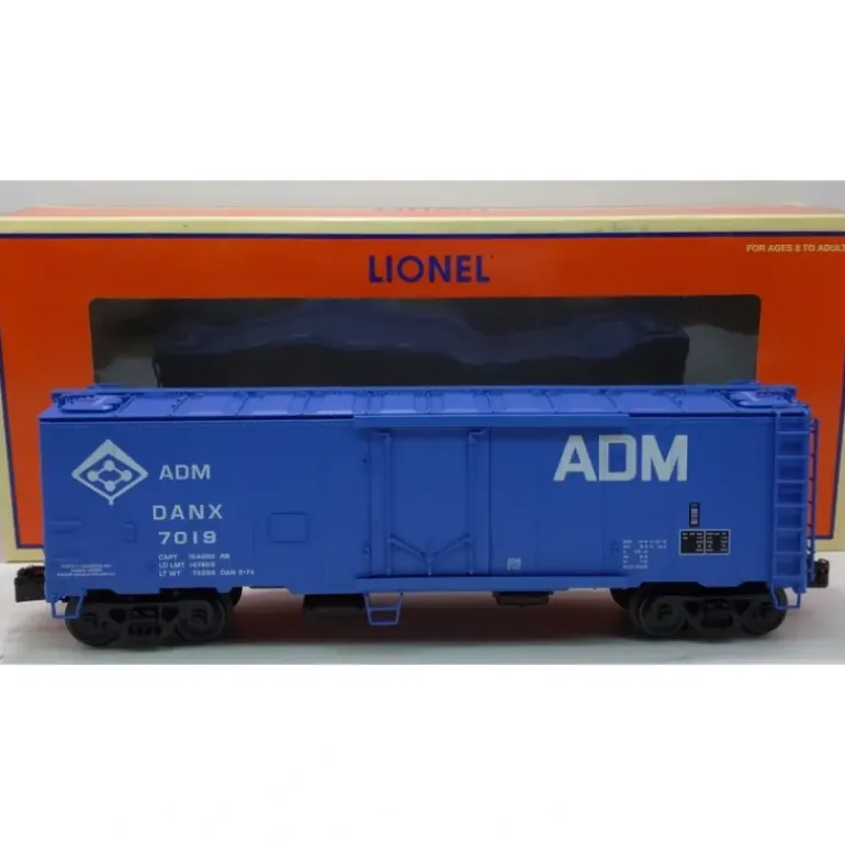 Lionel 6-27349 ADM Steel-sided Refrigerator Car #7019 - Model Train Junction: Quality Parts and Art Supplies