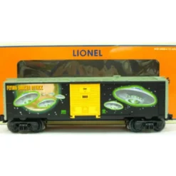Lionel 6-36824 O Gauge Alien Smoke Operating Boxcar - Model Train Junction: Quality Parts and Art Supplies