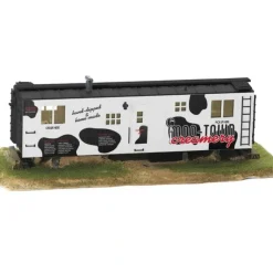 Lionel 6-21663 O Moo-Town Creamery Bunk Car Ice Cream Shop - Model Train Junction: Quality Parts and Art Supplies