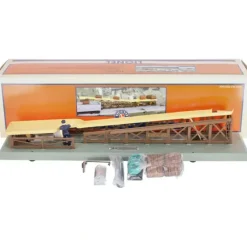Lionel 6-32996 O Operating Barrel Loader - Model Train Junction: Quality Parts and Art Supplies