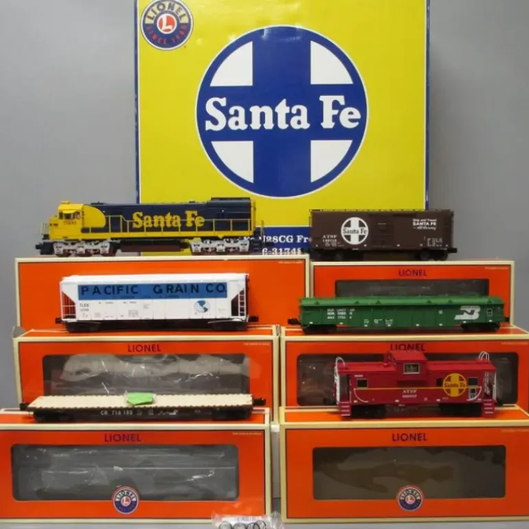 Lionel 6-31748 Santa Fe U28CG O Gauge Diesel Freight Train Set - Model Train Junction: Quality Parts and Art Supplies