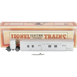 Lionel 11-80002 UP Streamlined Articulated Baggage - Model Train Junction: Quality Parts and Art Supplies