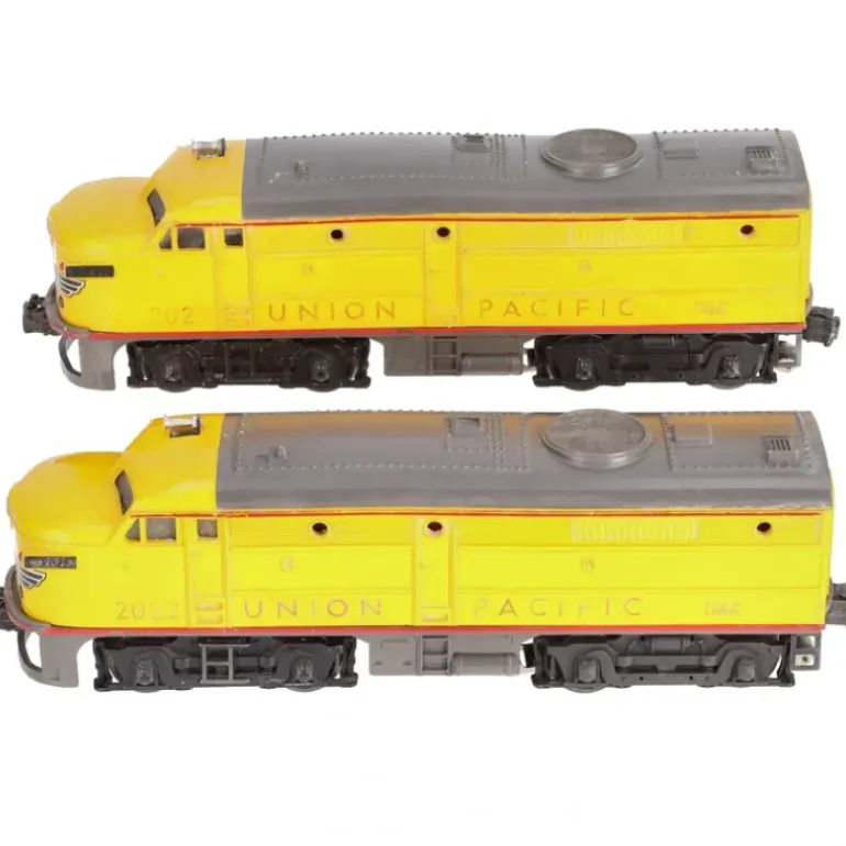 Lionel 2023 Vintage O Union Pacific Alco AA Diesel Locomotive Set VG - Model Train Junction: Quality Parts and Art Supplies