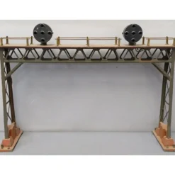 Lionel 440 Vintage Standard Gauge Position Light Signal Bridge - Model Train Junction: Quality Parts and Art Supplies