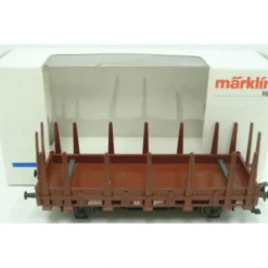 Marklin 4459 HO Flatcar w/Stakes - Model Train Junction: Quality Parts and Art Supplies