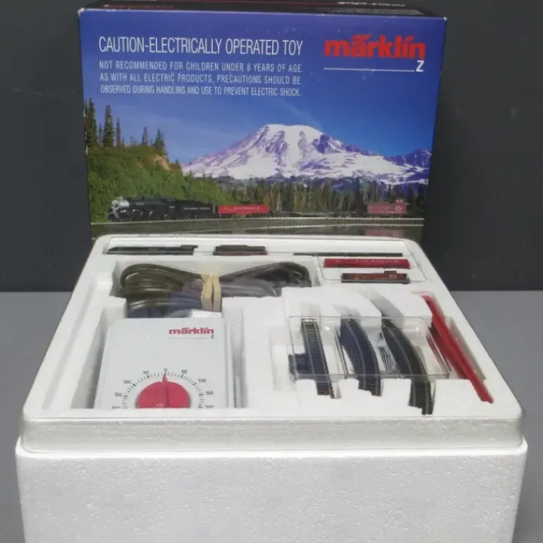 Marklin 81535 Z Scale American Pacific Steam Freight Train Set - Model Train Junction: Quality Parts and Art Supplies