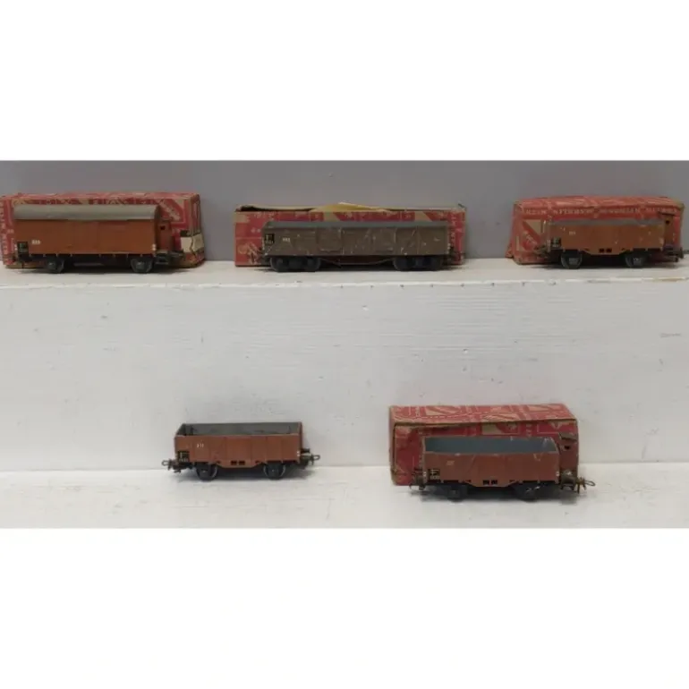 Marklin HO Vintage Assorted Freight Cars: 311, 320, & 331 [5] VG - Model Train Junction: Quality Parts and Art Supplies