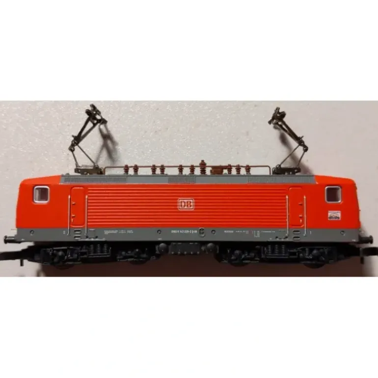 Marklin Z Scale DB BR 143 Electric Locomotive LN - Model Train Junction: Quality Parts and Art Supplies