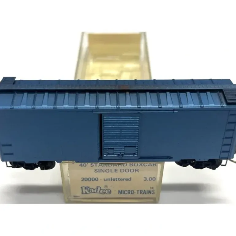 Micro-Trains 02000000 N Undecorated 40' Standard Single Door Boxcar - Painted LN/Box - Model Train Junction: Quality Parts and Art Supplies