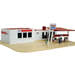 Model Power 2586 N Scale Exxon Gas Company Built Up Lighted W/2 Figures - Model Train Junction: Quality Parts and Art Supplies