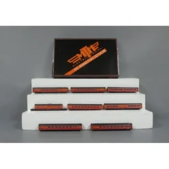 MTH 80-60007 HO Scale Southern Pacific Lines Passenger Car Set (Set of 8) - Model Train Junction: Quality Parts and Art Supplies