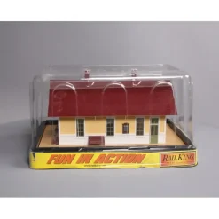 MTH 30-90303 Maroon/Cream Country Passenger Depot - Model Train Junction: Quality Parts and Art Supplies