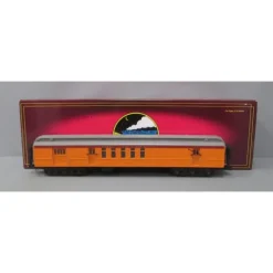 MTH 20-4289 Milwaukee Road 70' Madison RPO Passenger Car - Model Train Junction: Quality Parts and Art Supplies