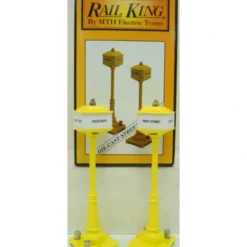 MTH 30-1028 O #57 Yellow Broadway Lamp Set (Pack of 2) - Model Train Junction: Quality Parts and Art Supplies