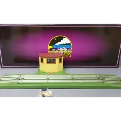MTH 10-1069 Standard Gauge Green and Cream Weighing Station #441 LN/Box - Model Train Junction: Quality Parts and Art Supplies