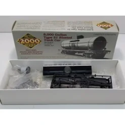 Proto 2000 21753 HO Conoco Tank Car Kit #3100 - Model Train Junction: Quality Parts and Art Supplies