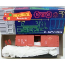 Roundhouse 77569 HO 40' O.B. Single Dr. Boxcar Kit - Model Train Junction: Quality Parts and Art Supplies