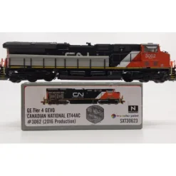 Scale Trains SXT30623 N Canadian National ET44AC Diesel Locomotive #3062 LN/Box - Model Train Junction: Quality Parts and Art Supplies