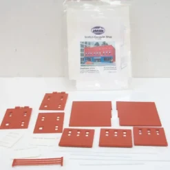 Smalltown USA 699-6028 Scotty's Computer Shop Building Kit - Model Train Junction: Quality Parts and Art Supplies