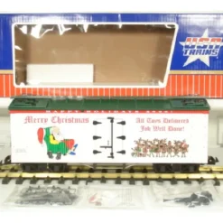 USA Trains 13018 G 2000 Christmas Reefer Car - Model Train Junction: Quality Parts and Art Supplies