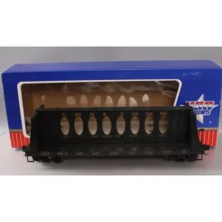 USA Trains R17407 G Scale Boise Cascade Centerbeam Flatcar #2112 - Model Train Junction: Quality Parts and Art Supplies